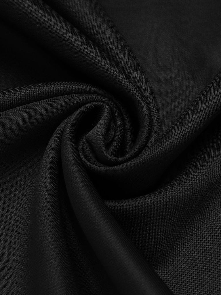 Robe trapèze noire à capuche années 1950 à carreaux