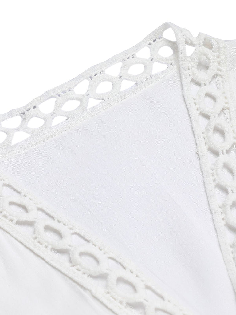 Cache Maillot à lacets à col en V blanc des années 1960